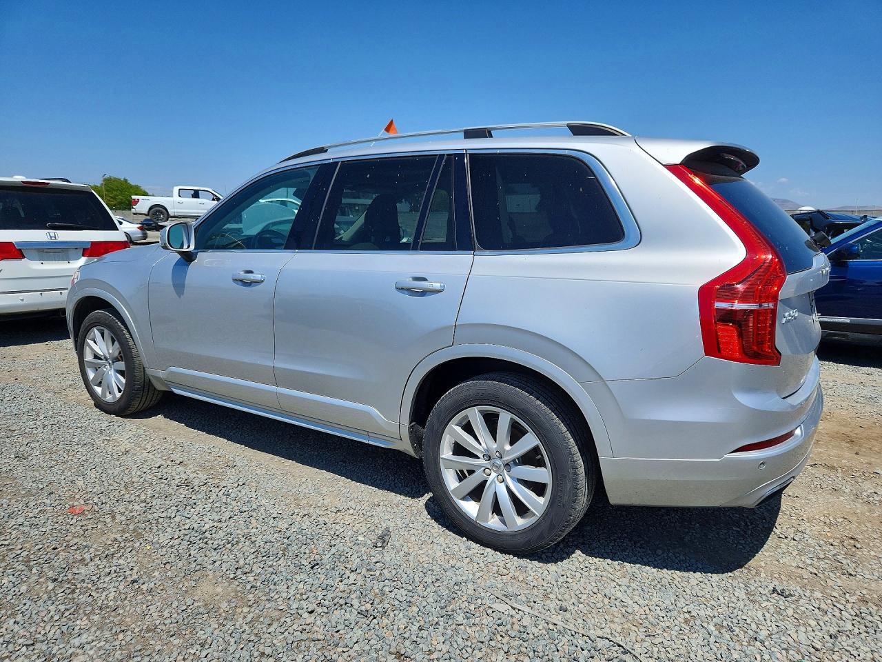 2016 VOLVO XC90 T6 — снимка 2