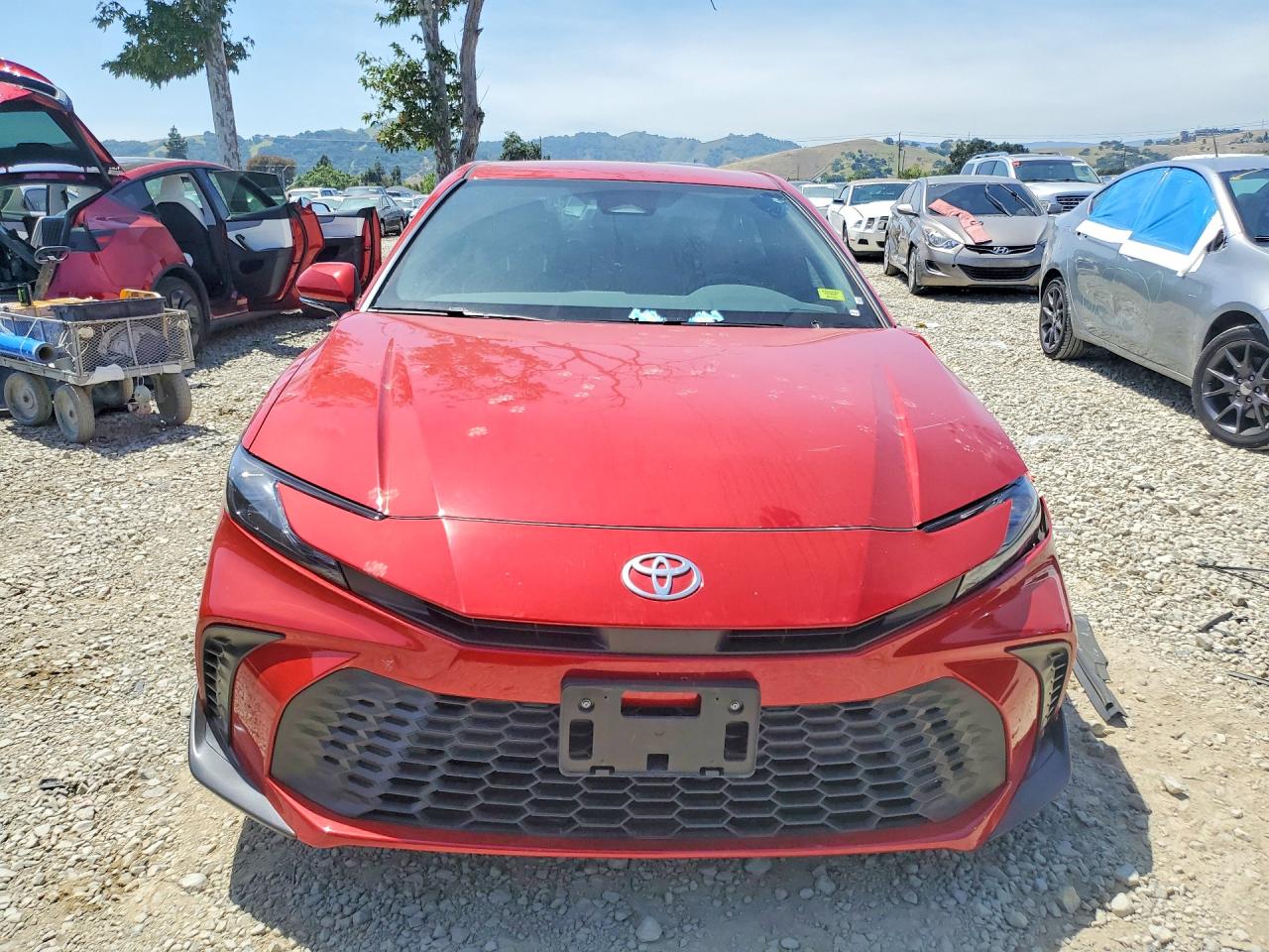 2025 TOYOTA CAMRY SE — снимка 5