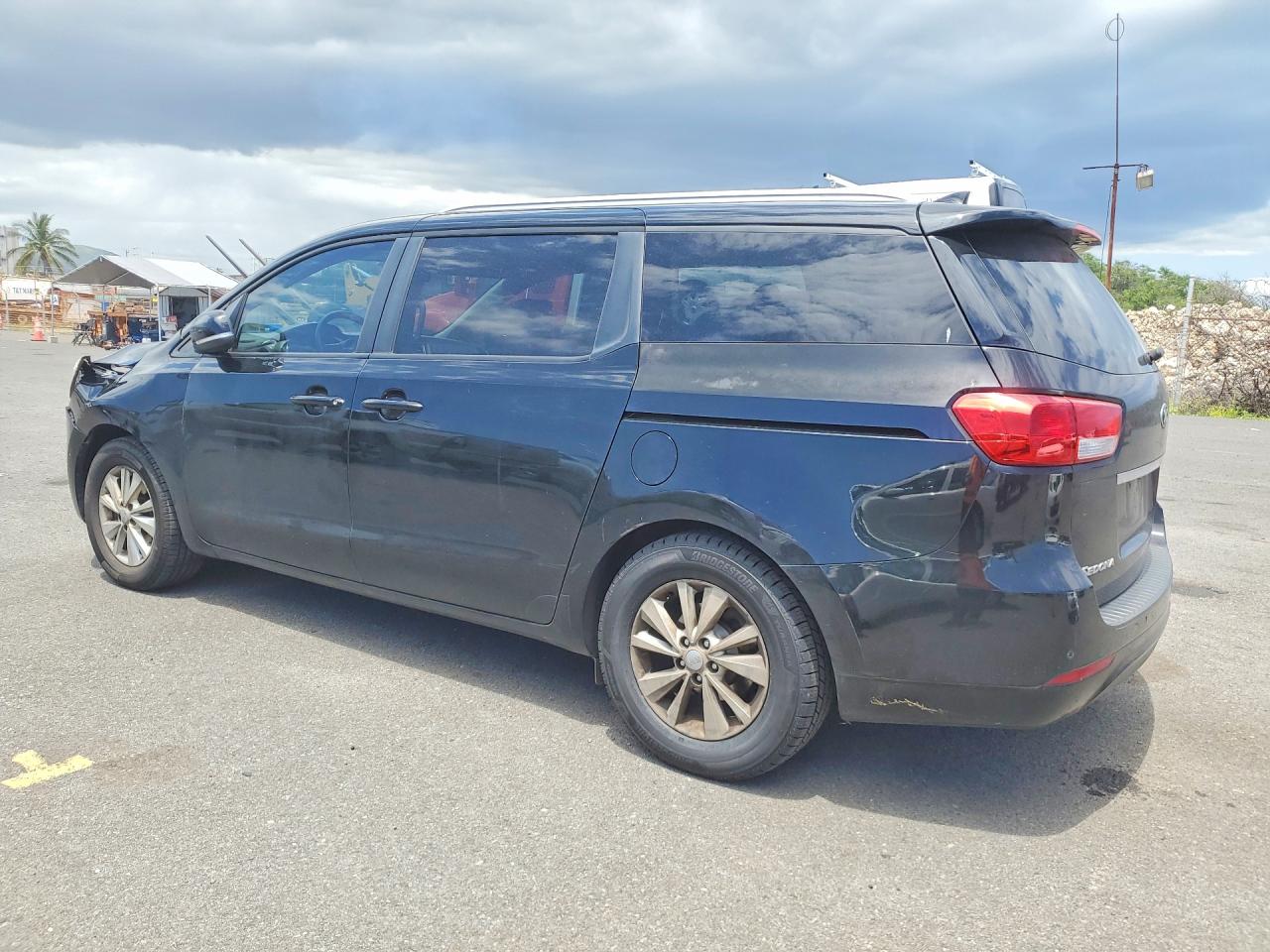 2016 KIA SEDONA LX — снимка 2