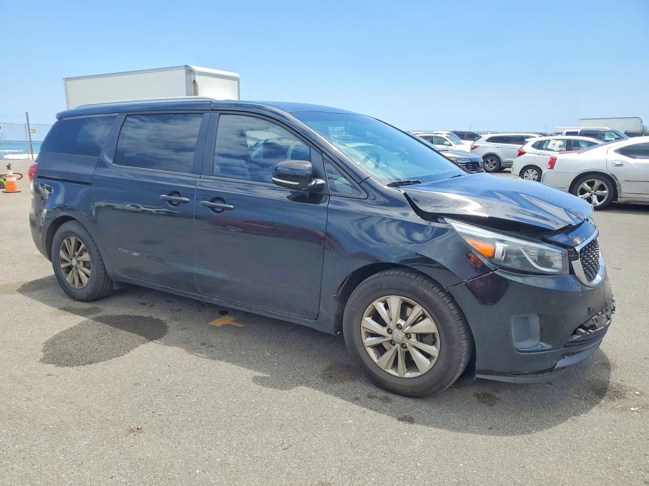 2016 KIA SEDONA LX — снимка 4
