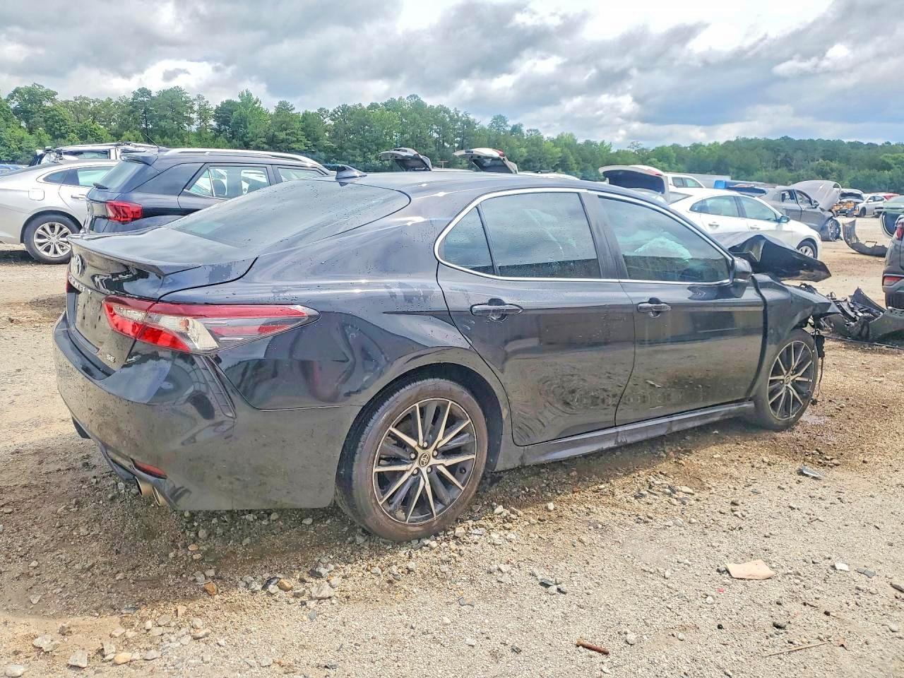 2022 TOYOTA CAMRY SE — снимка 3