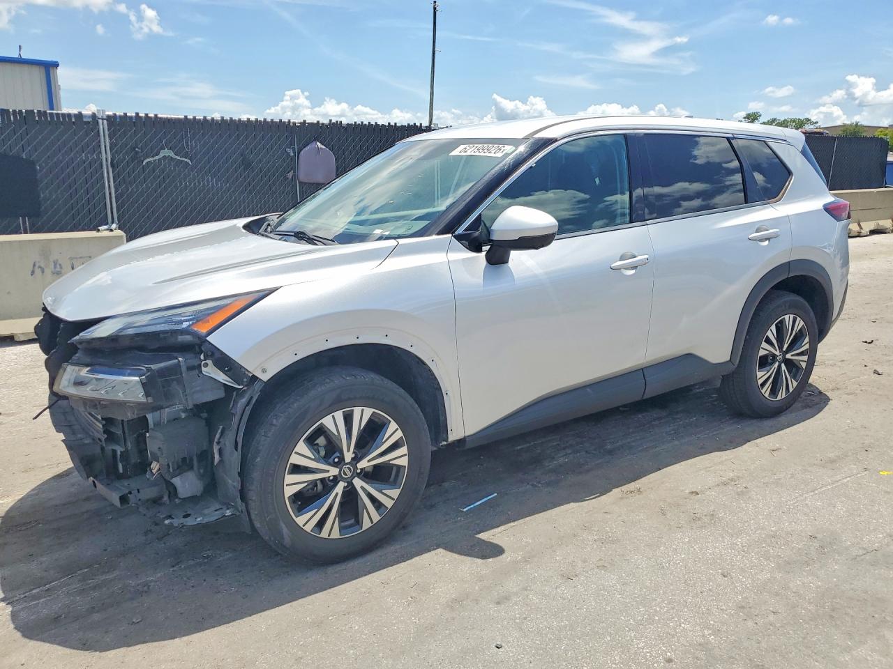 2021 NISSAN ROGUE SV