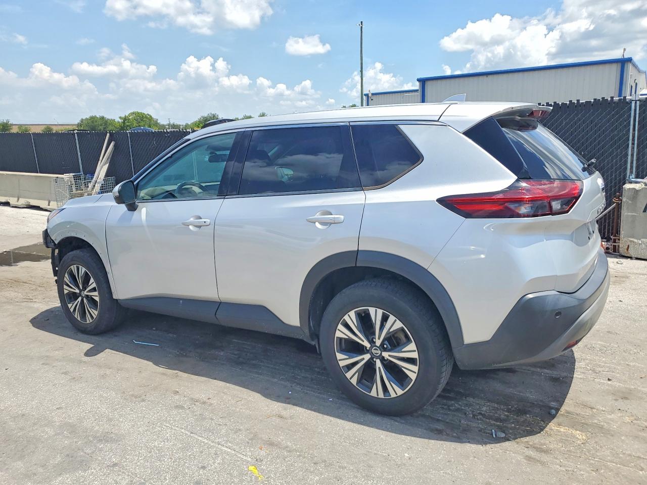 2021 NISSAN ROGUE SV — снимка 2