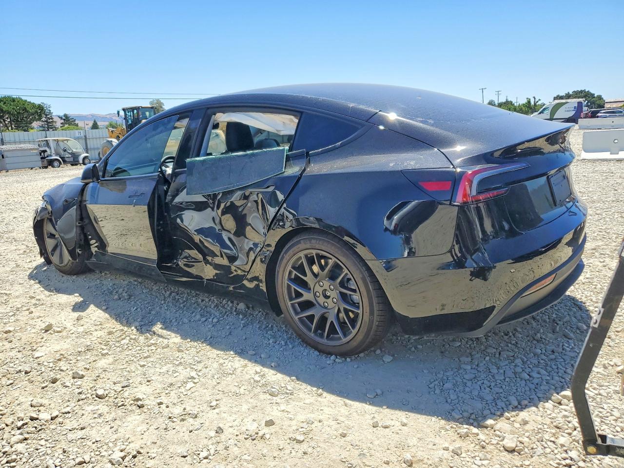 2026 TESLA MODEL 3 — снимка 2