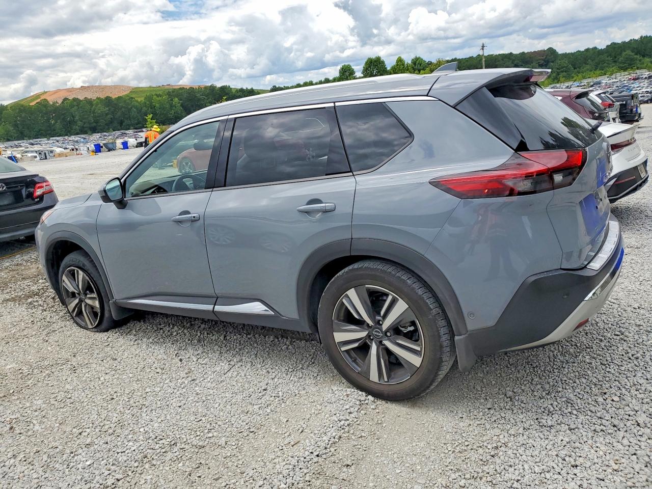 2023 NISSAN ROGUE PLATINUM — снимка 2