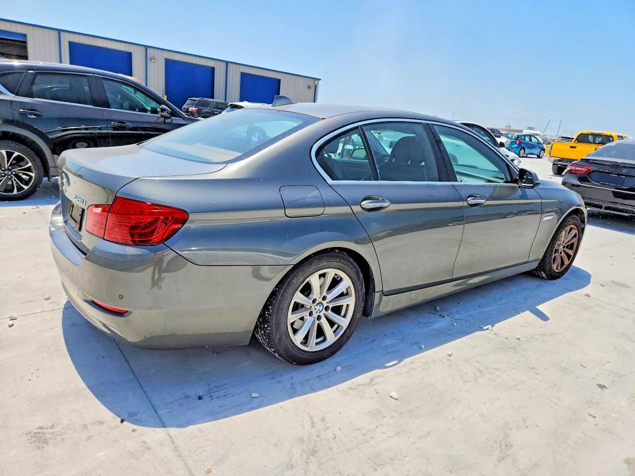 2015 BMW 528 XI — снимка 3