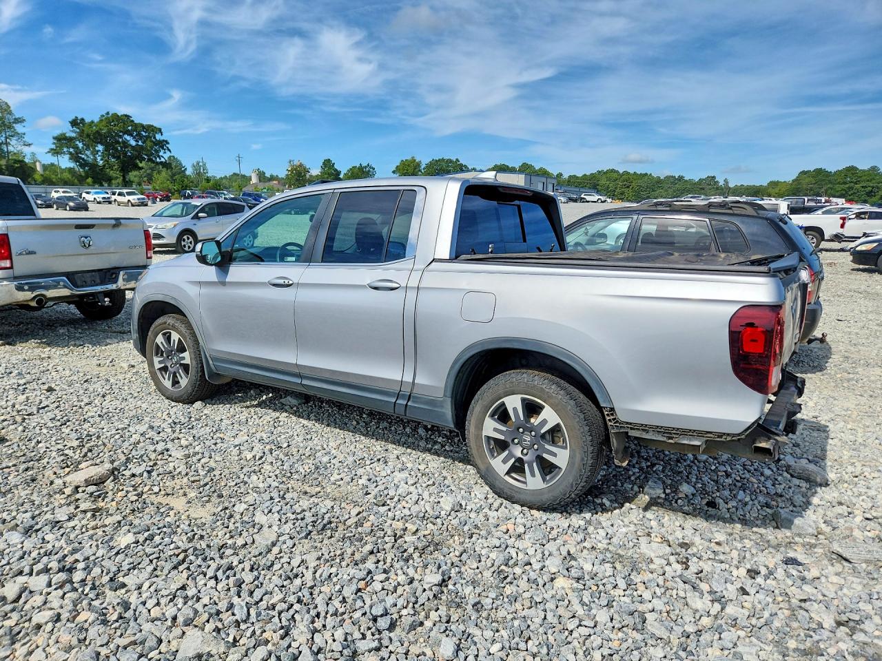 2019 HONDA RIDGELINE RTL — снимка 2