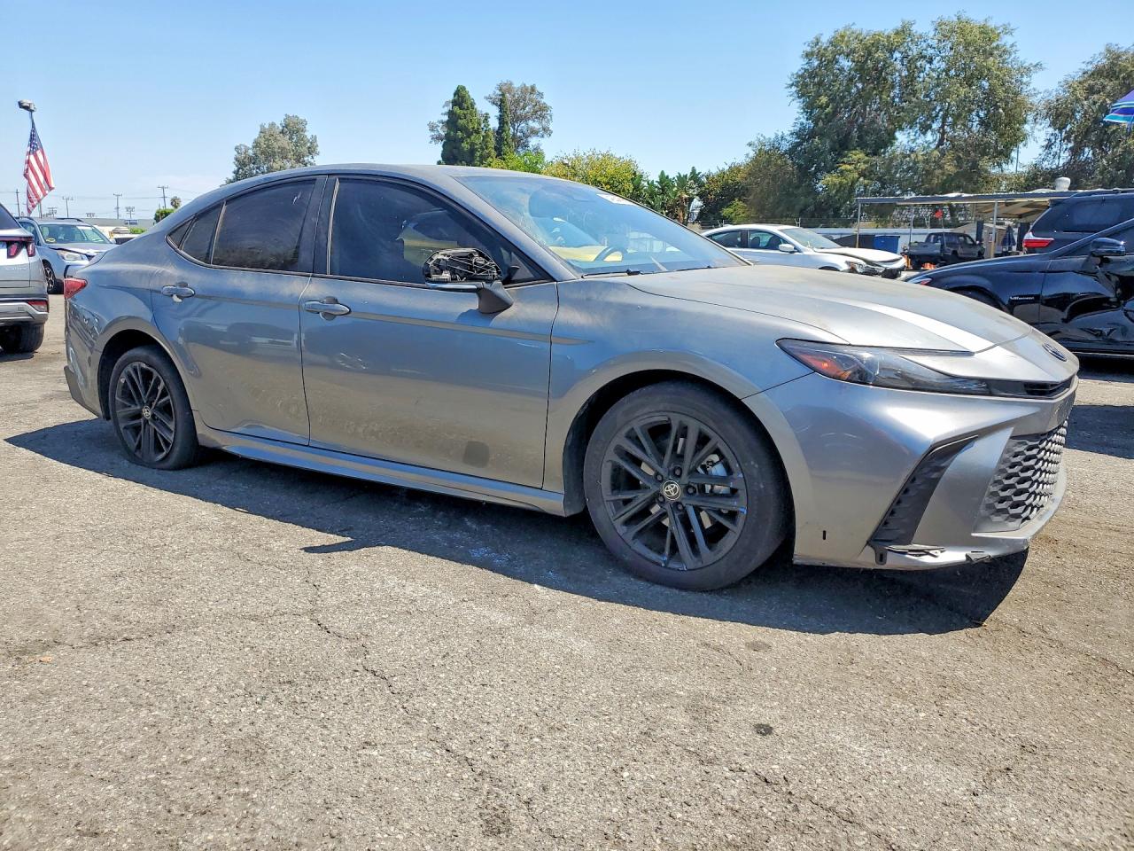 2025 TOYOTA CAMRY SE — снимка 4