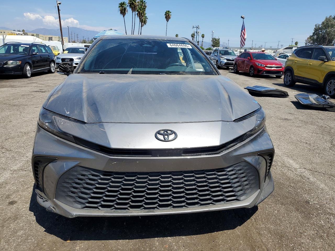 2025 TOYOTA CAMRY SE — снимка 5