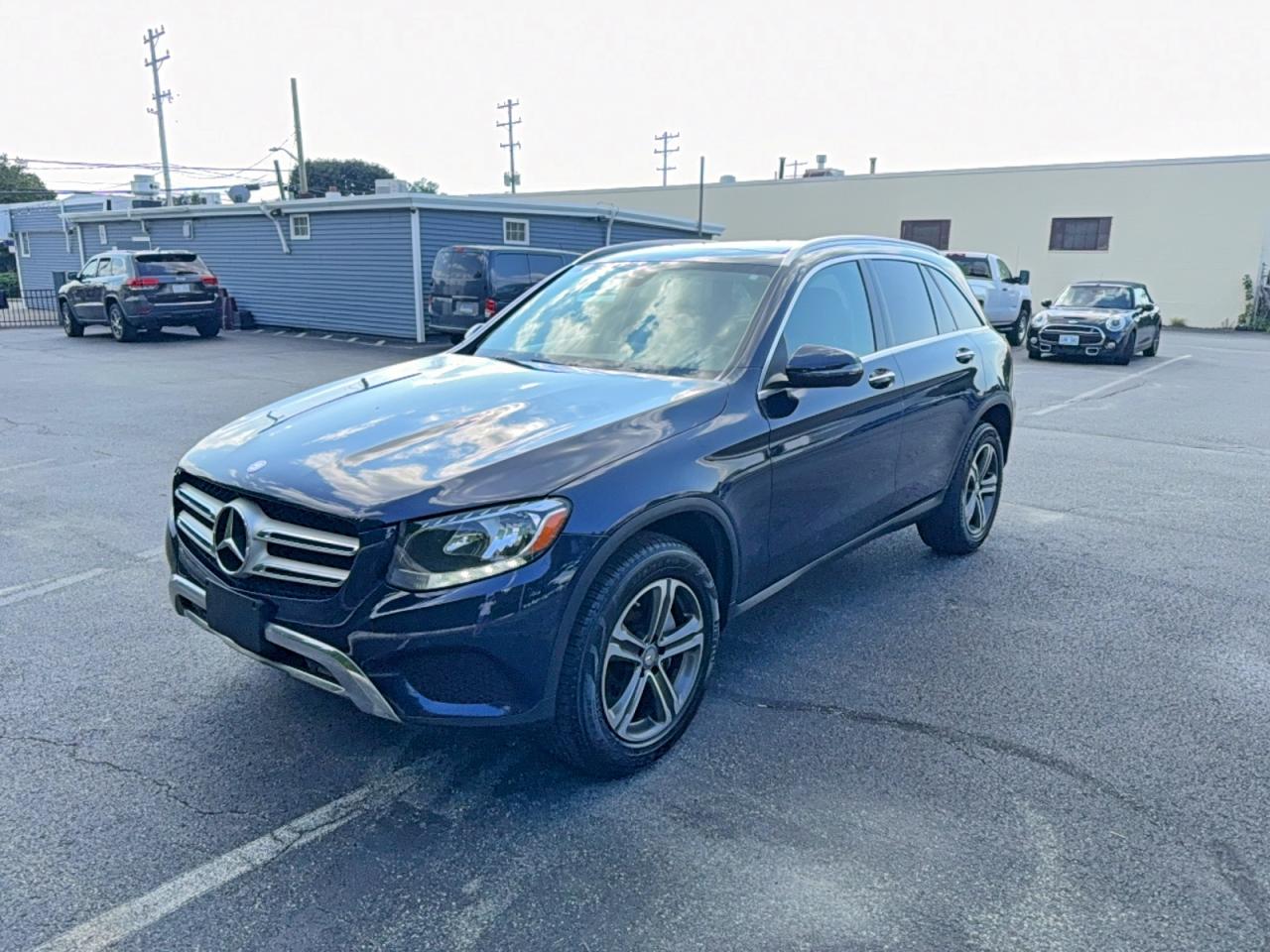 2017 MERCEDES-BENZ GLC 300 4MATIC — снимка 2