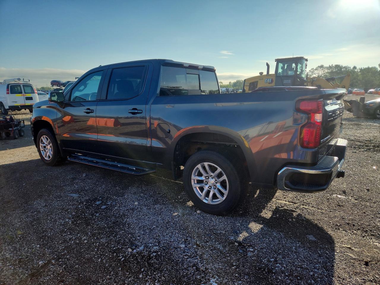 2019 CHEVROLET SILVERADO K1500 LT — снимка 2