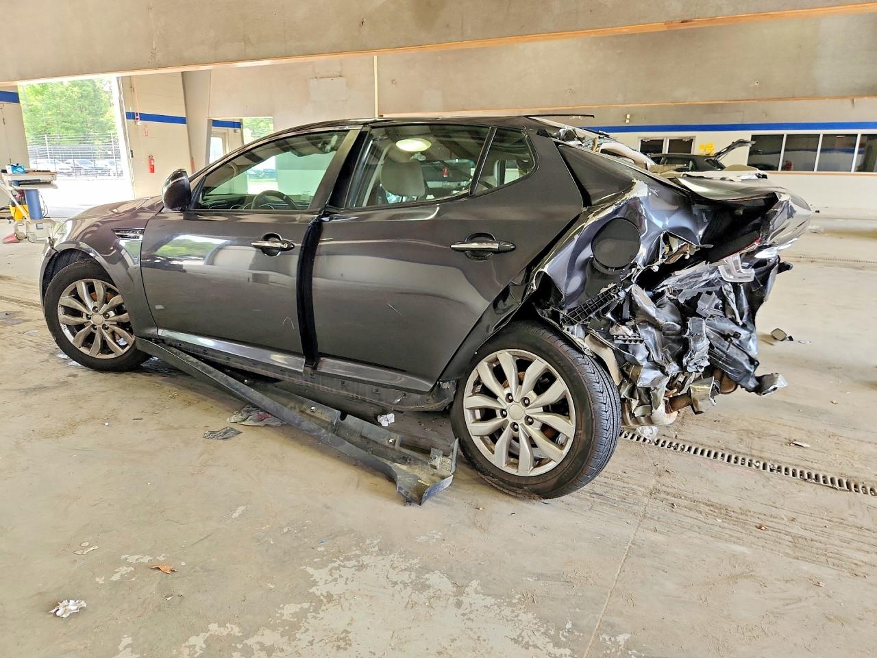 2015 KIA OPTIMA LX — снимка 2