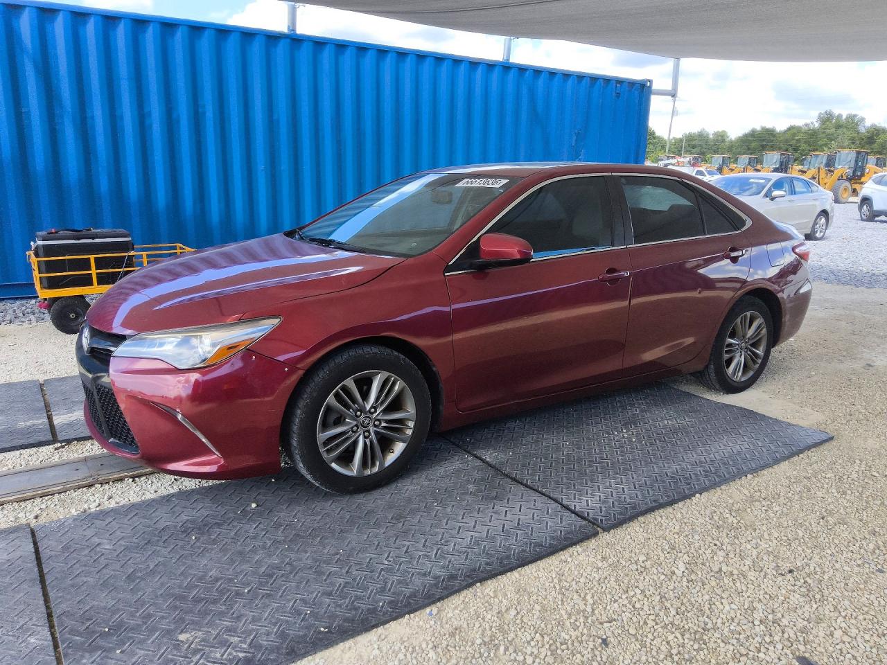 2015 TOYOTA CAMRY SE