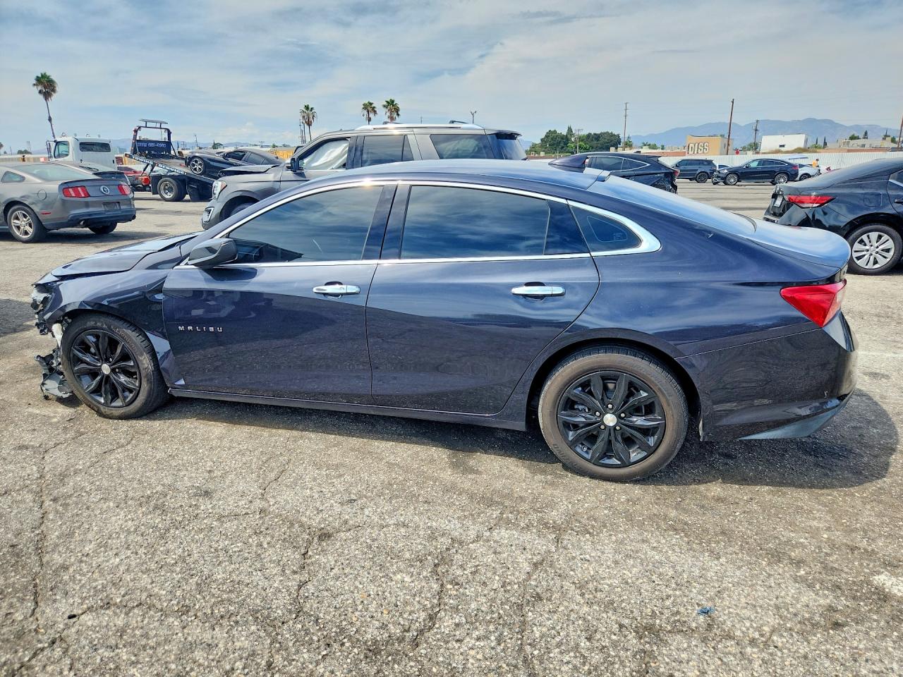 2023 CHEVROLET MALIBU LT — снимка 2