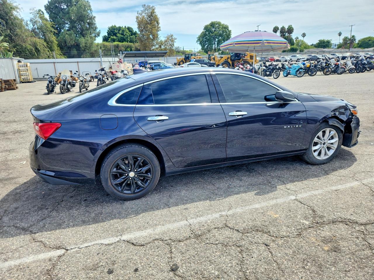 2023 CHEVROLET MALIBU LT — снимка 3