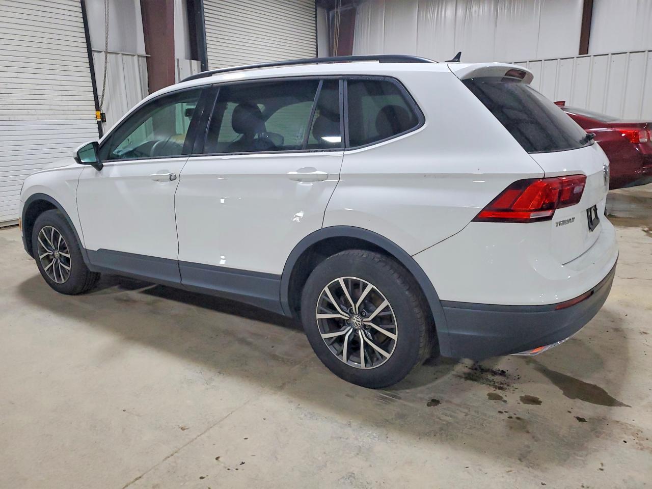 2021 VOLKSWAGEN TIGUAN S — снимка 2