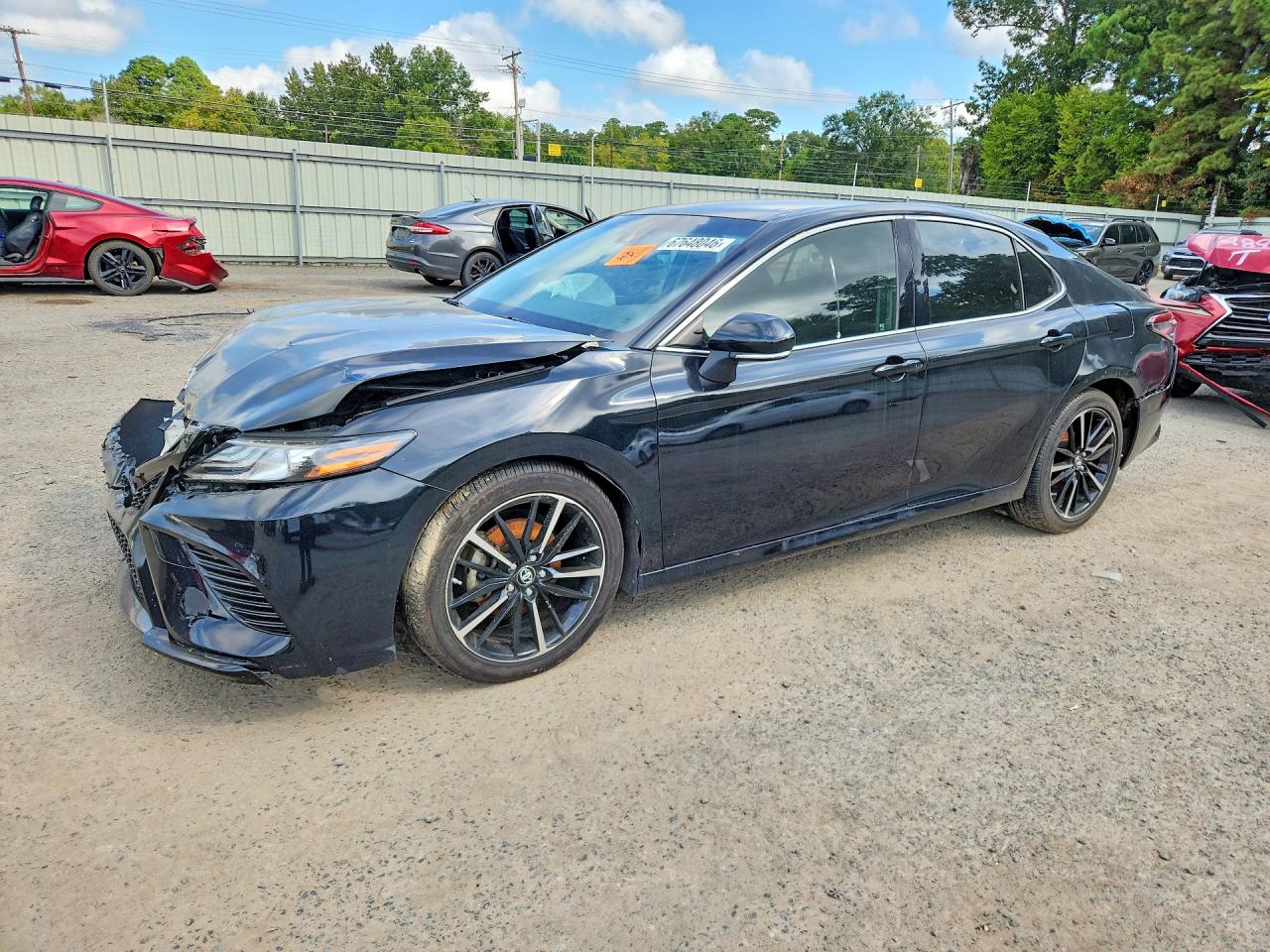 2018 TOYOTA CAMRY LE