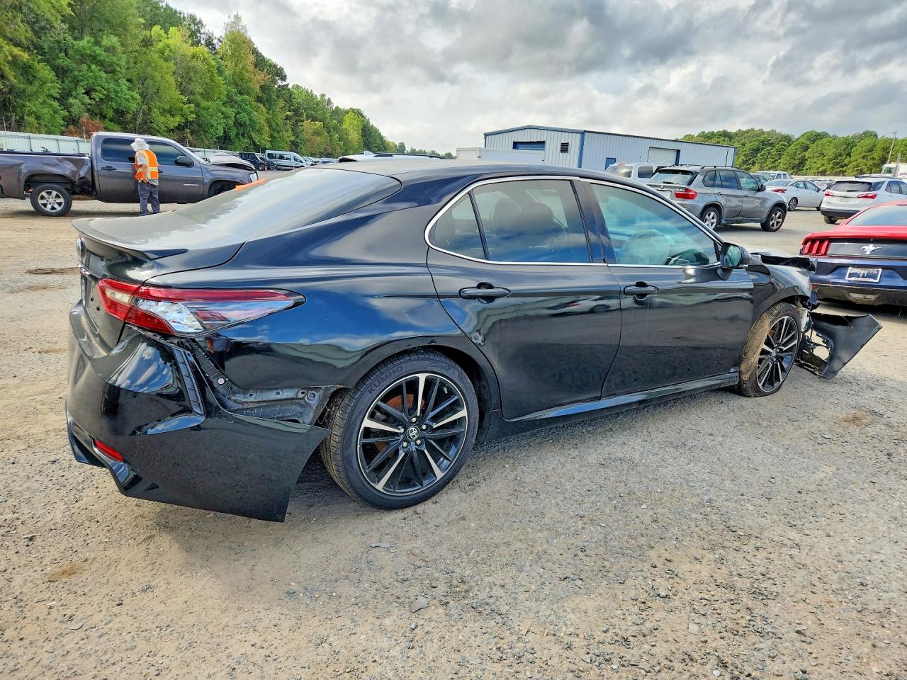 2018 TOYOTA CAMRY LE — снимка 3