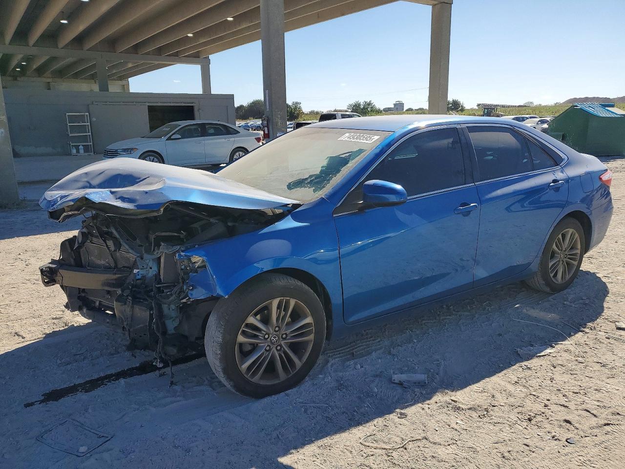 2017 TOYOTA CAMRY SE
