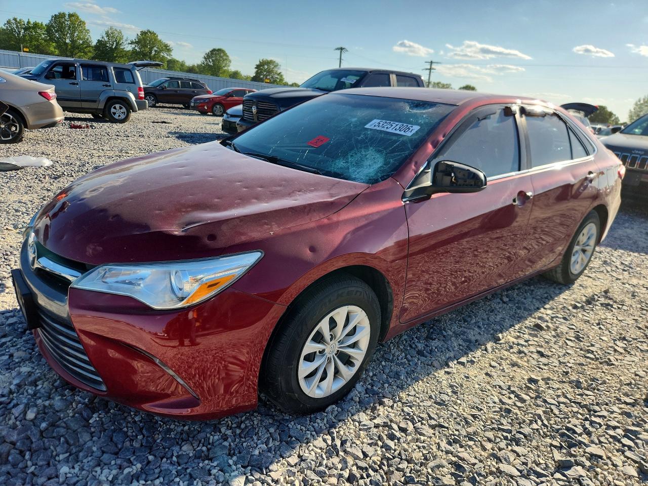 2015 TOYOTA CAMRY LE