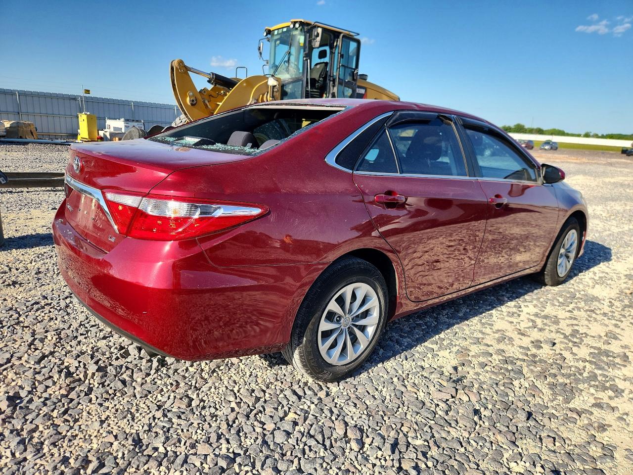2015 TOYOTA CAMRY LE — снимка 3