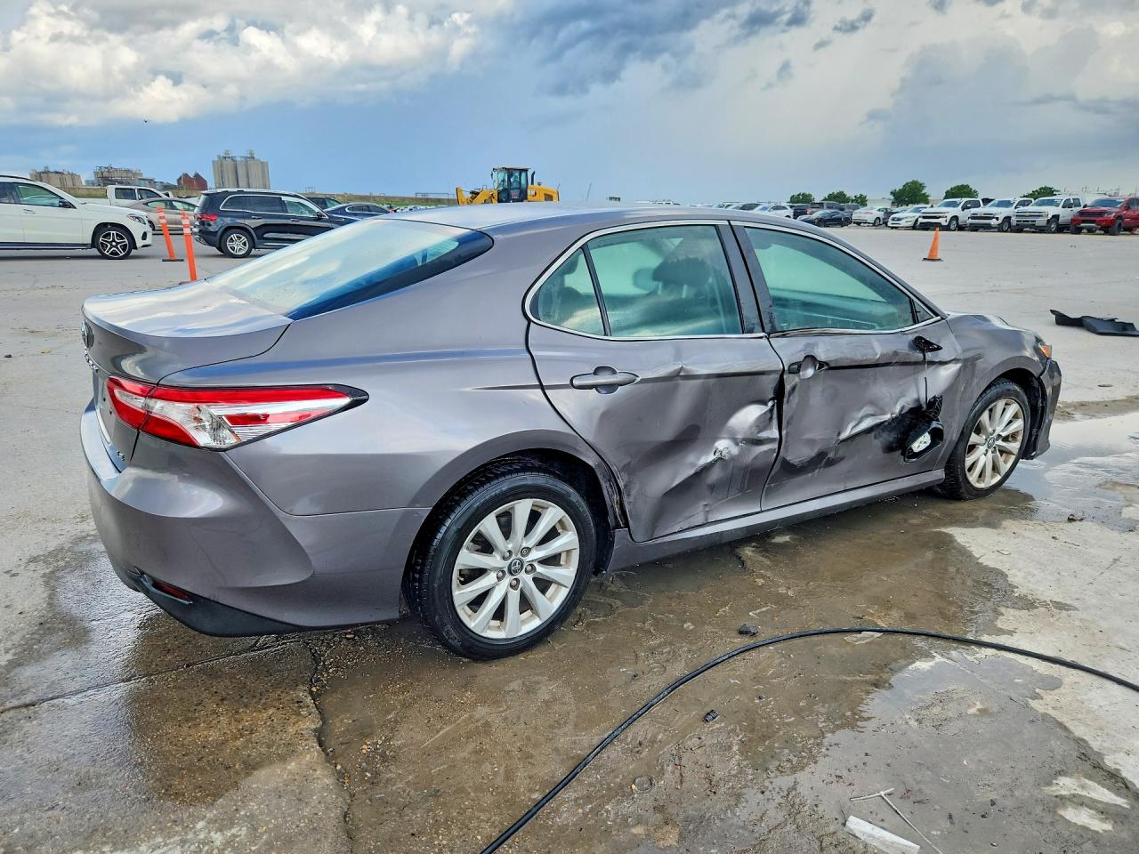 2018 TOYOTA CAMRY LE — снимка 3