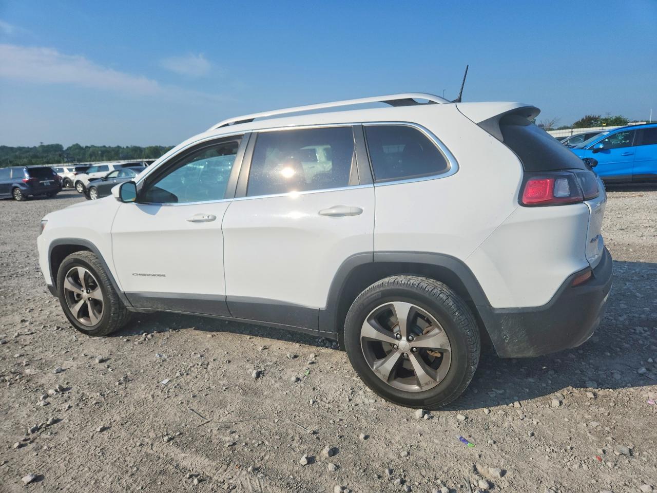 2019 JEEP CHEROKEE LIMITED — снимка 2