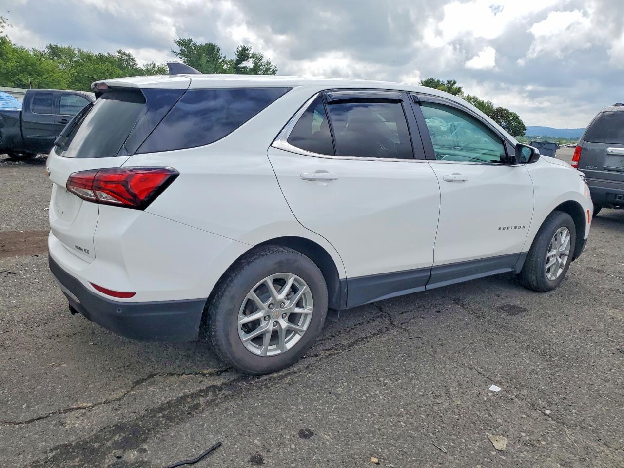 2024 CHEVROLET EQUINOX LT — снимка 3