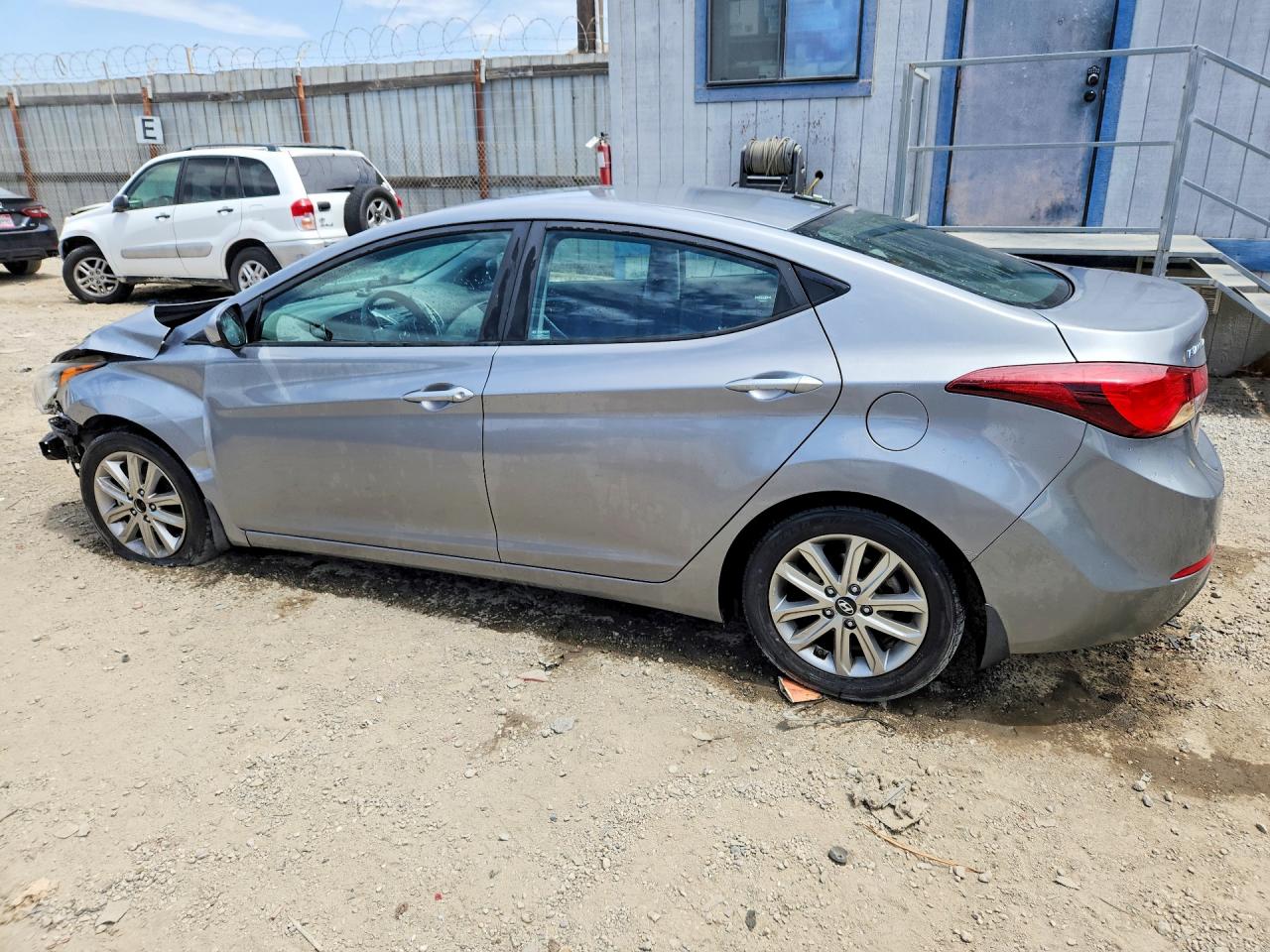 2016 HYUNDAI ELANTRA SE — снимка 2