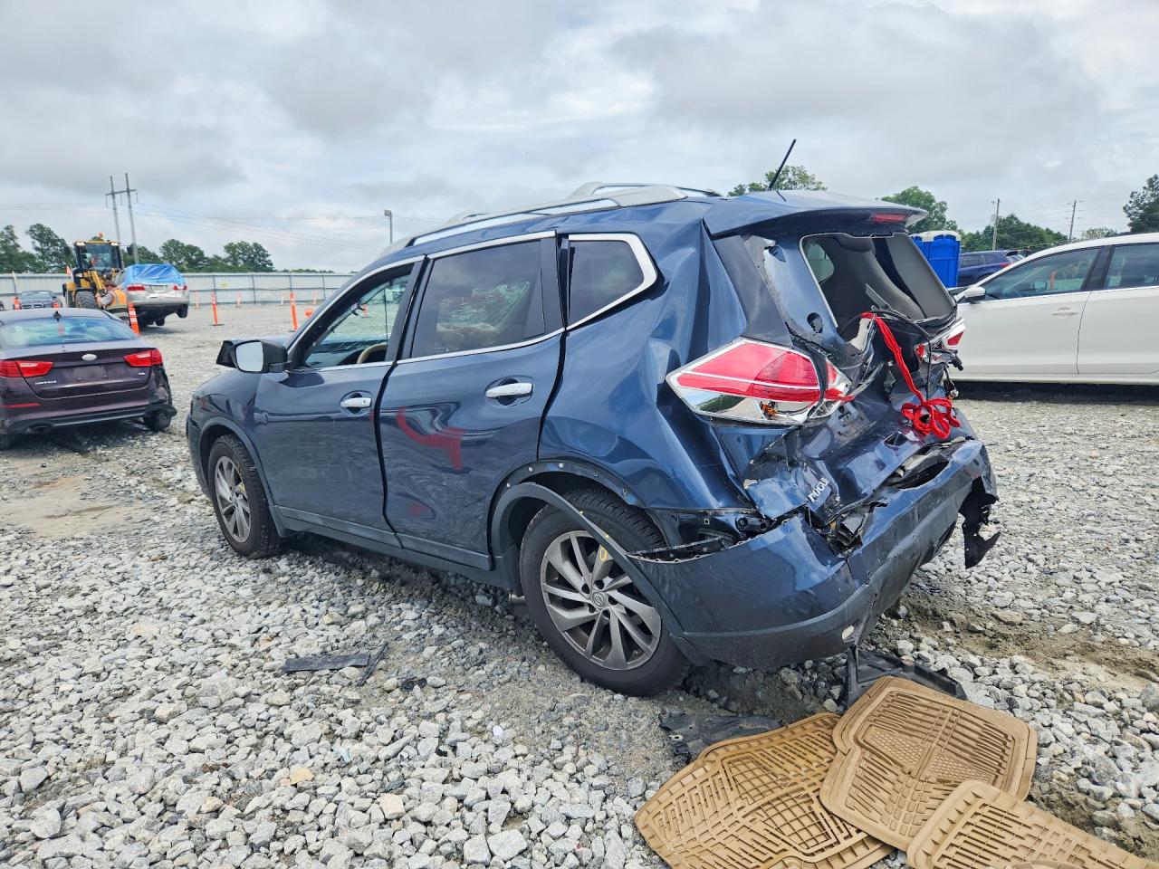 2015 NISSAN ROGUE SL — снимка 2