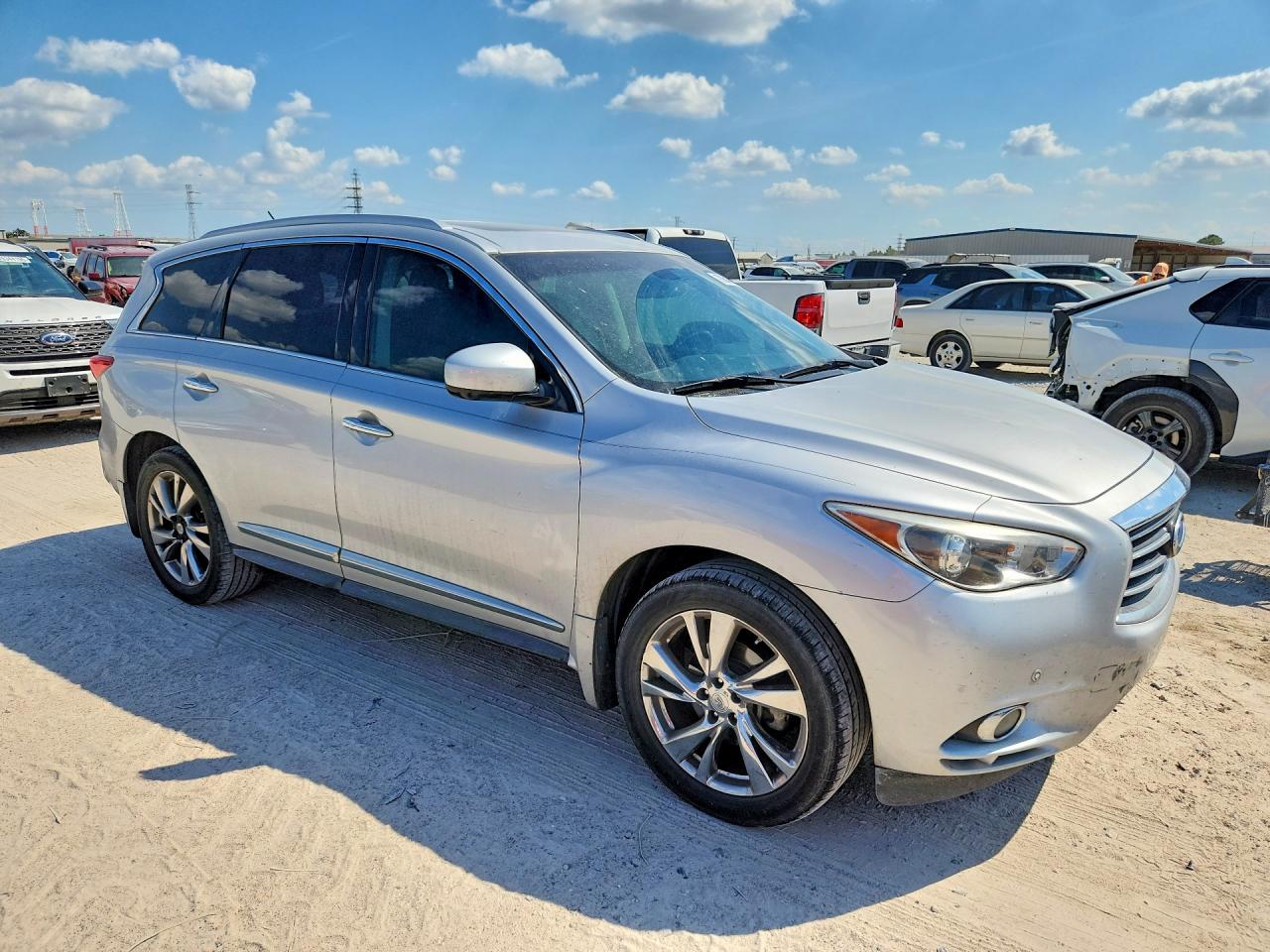 2013 INFINITI JX35 BASE — photo 4