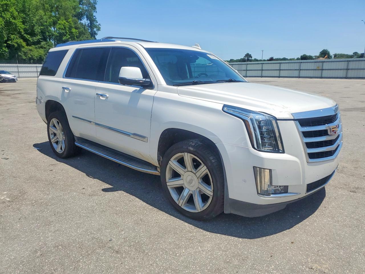 2017 CADILLAC ESCALADE LUXURY — снимка 4