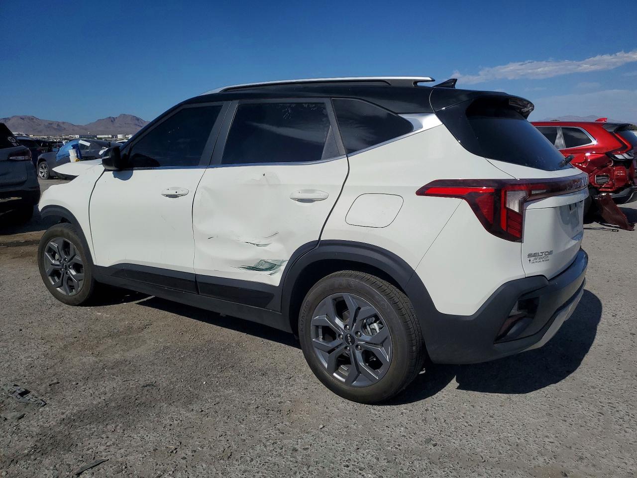 2024 KIA SELTOS S — снимка 2