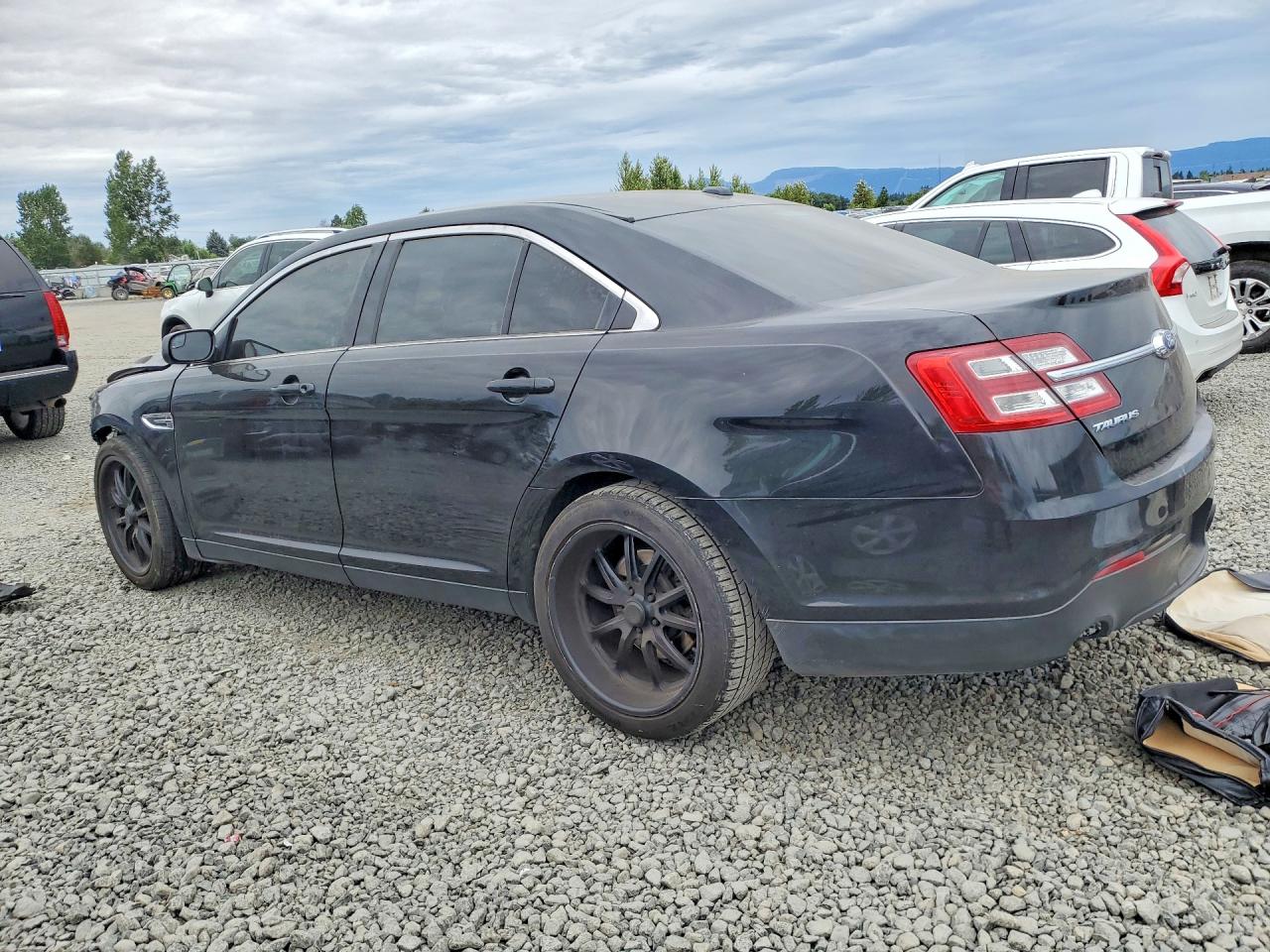2016 FORD TAURUS SE — снимка 2