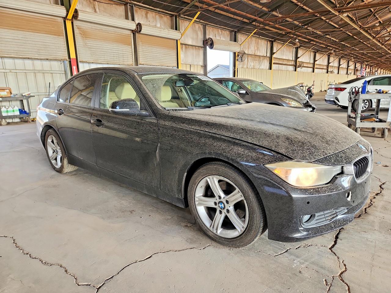 2014 BMW 320 I — снимка 4
