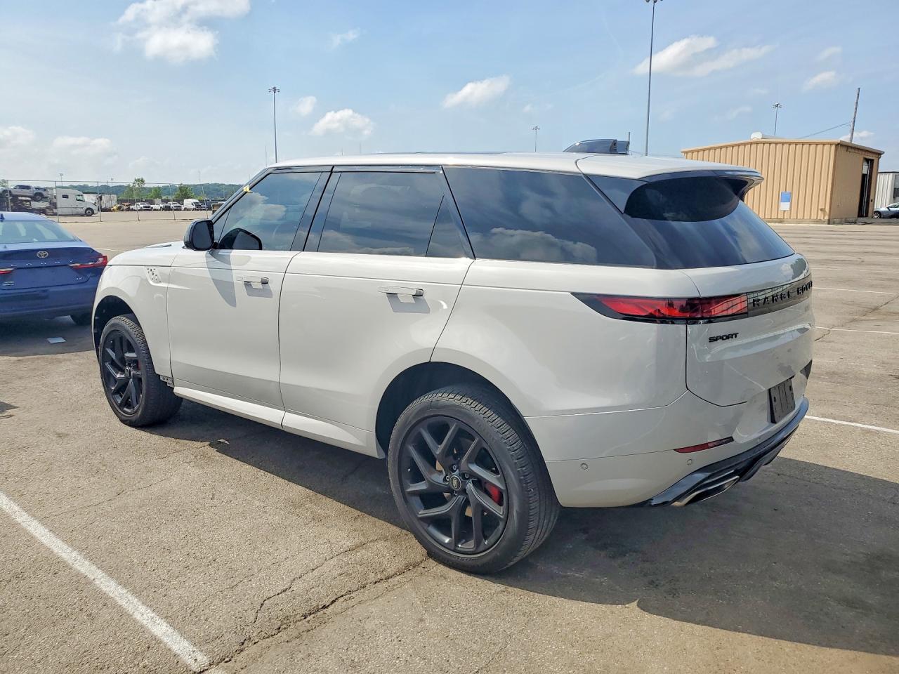 2024 LAND ROVER RANGE ROVE — снимка 2