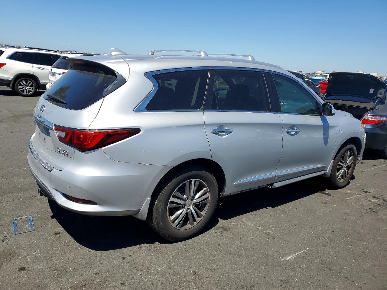 2020 INFINITI QX60 LUXE — снимка 3