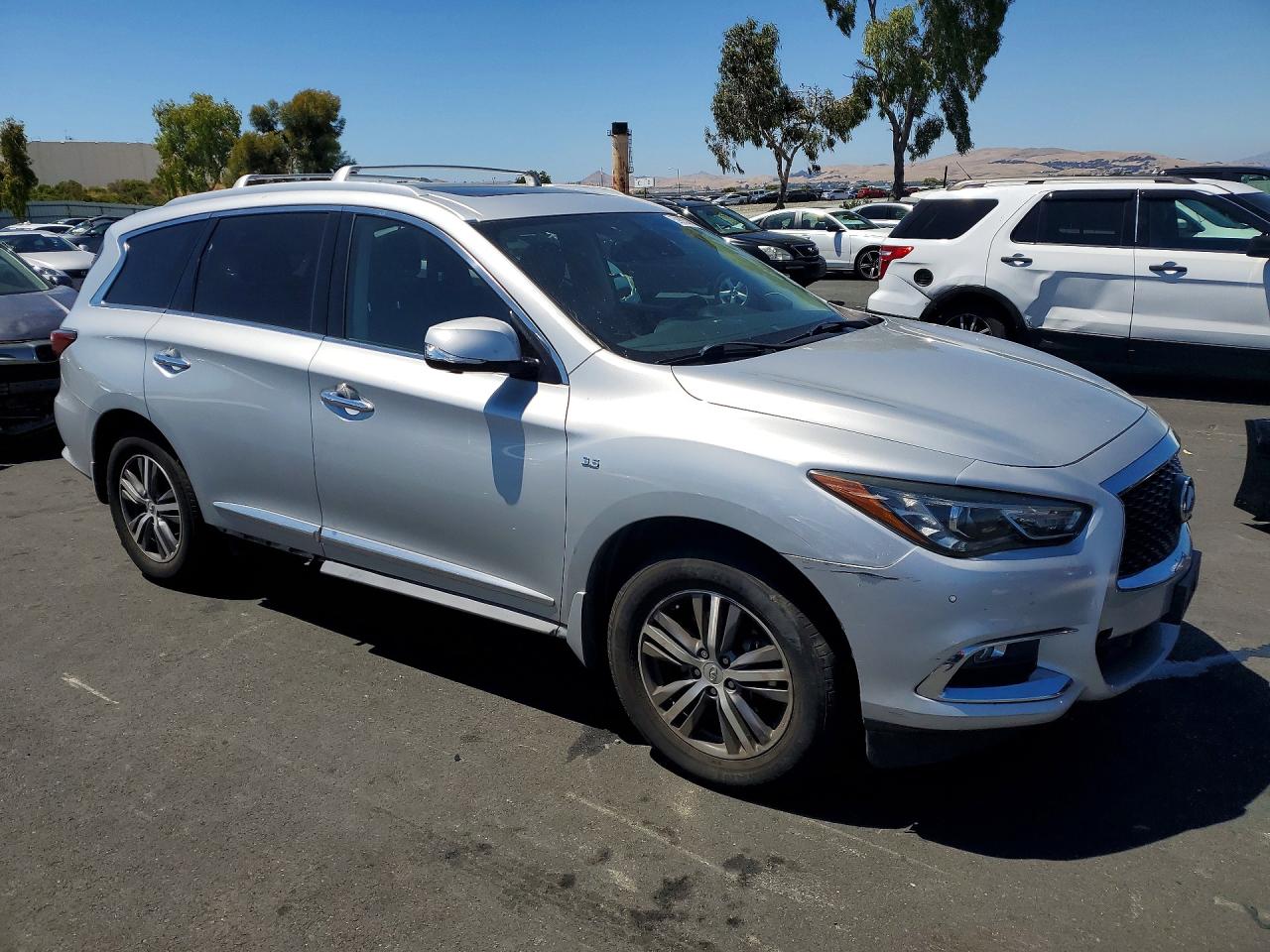 2020 INFINITI QX60 LUXE — снимка 4