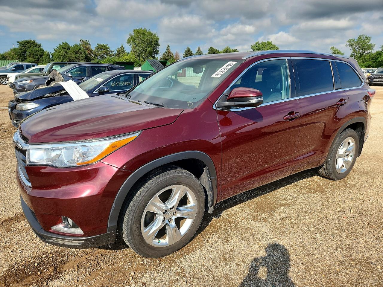 2015 TOYOTA HIGHLANDER LIMITED