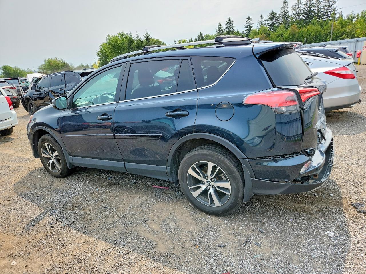 2018 TOYOTA RAV4 XLE — снимка 2
