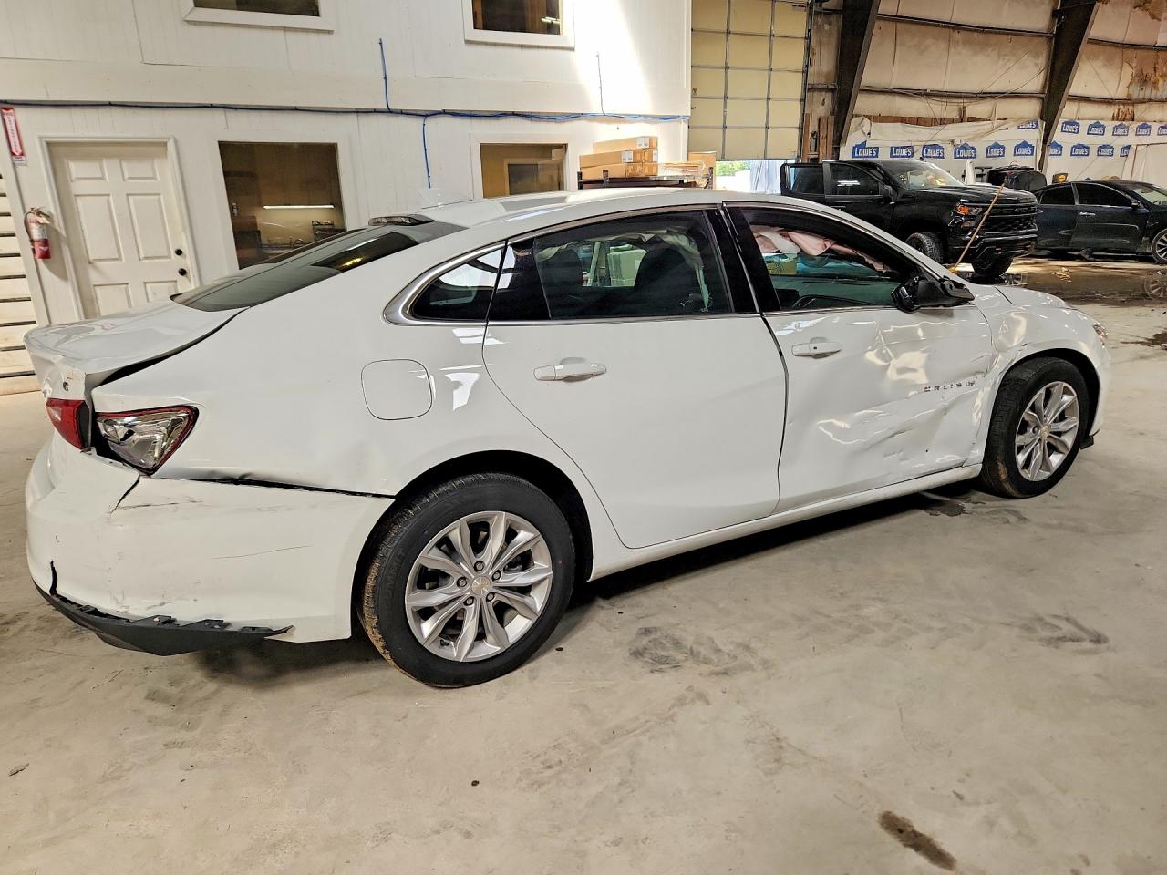 2025 CHEVROLET MALIBU LT — снимка 3