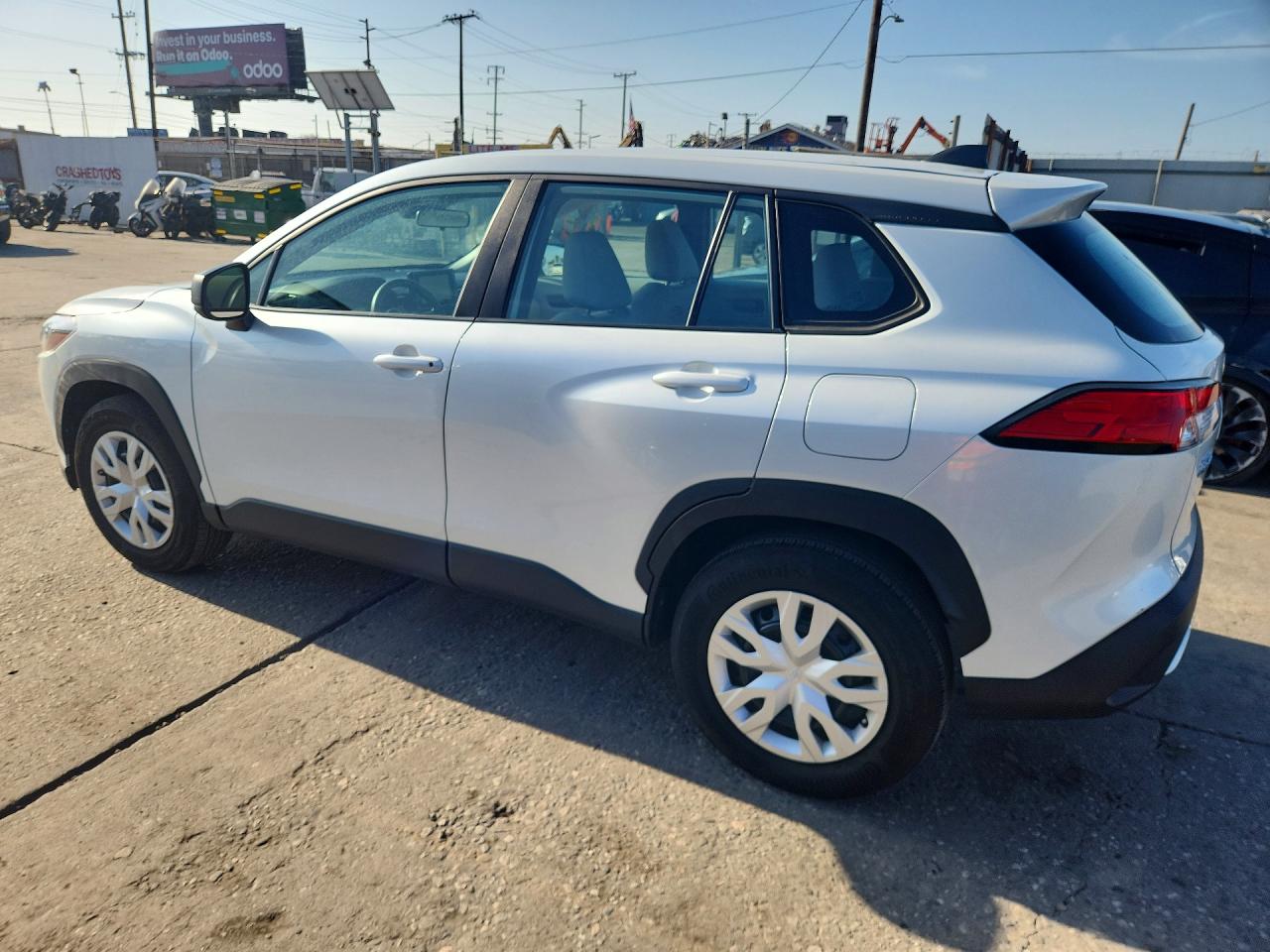 2024 TOYOTA COROLLA CROSS L — снимка 2
