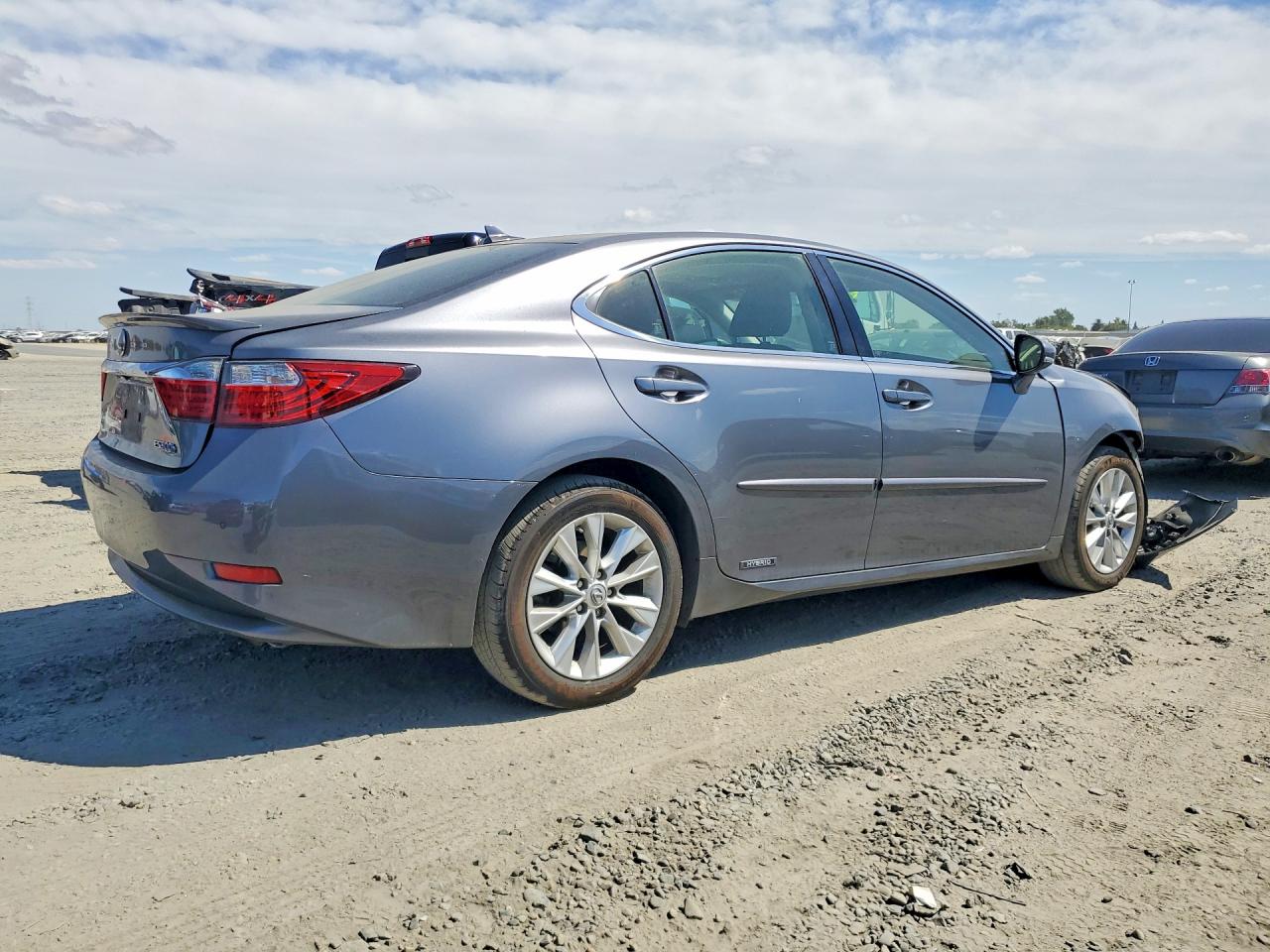 2013 LEXUS ES 300H — снимка 3