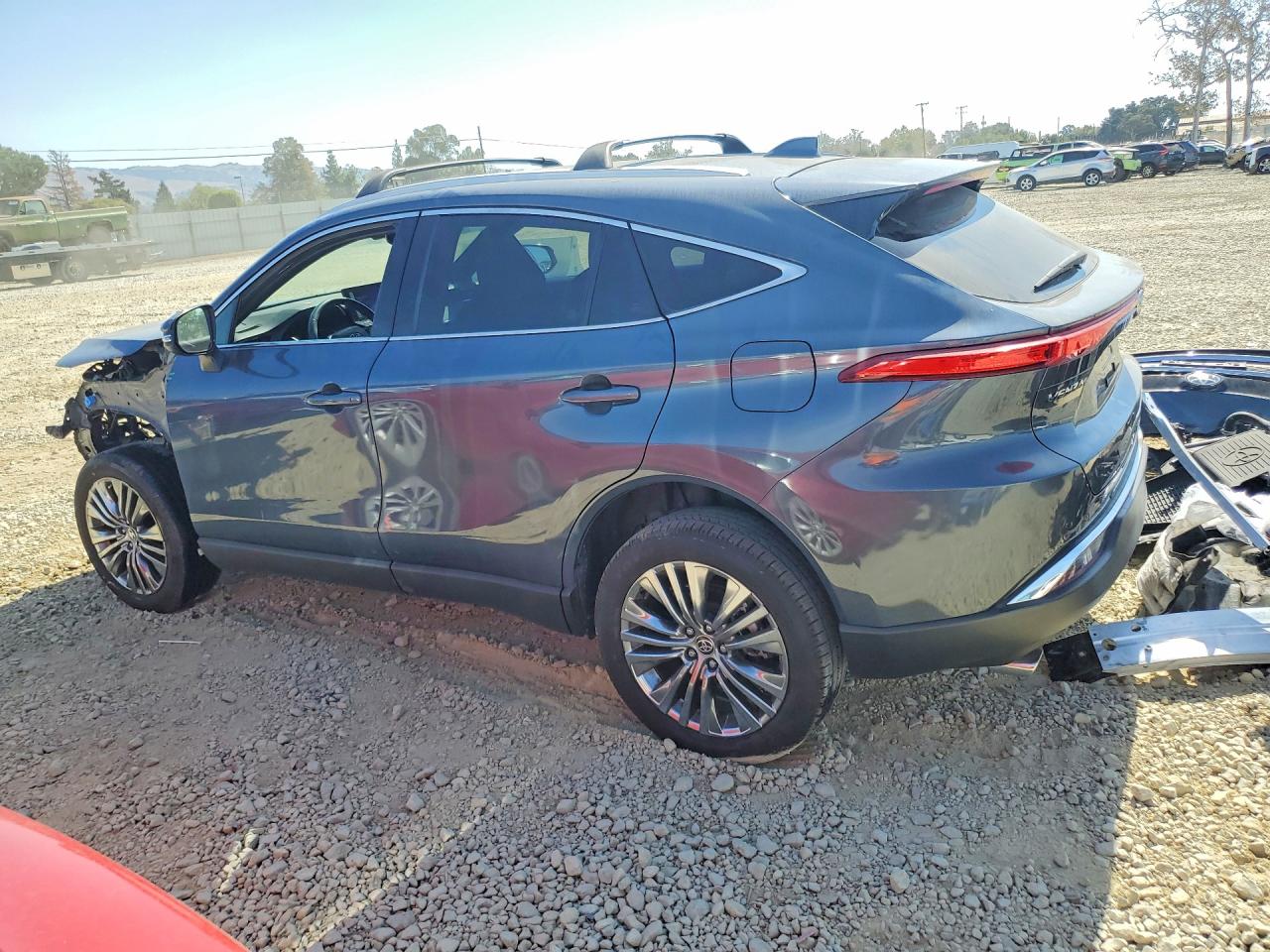 2024 TOYOTA VENZA XLE — photo 2