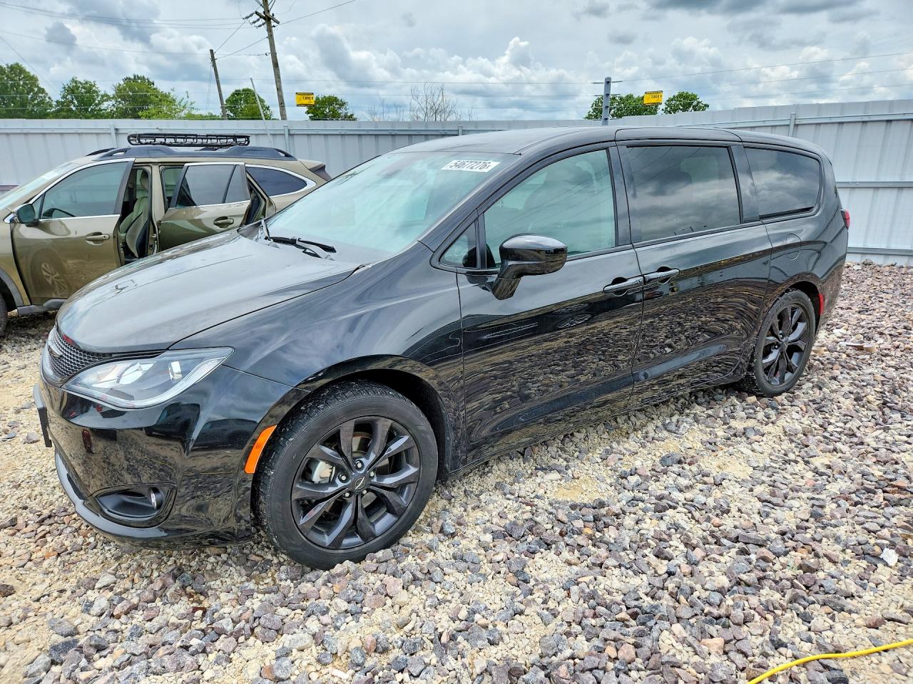 2019 CHRYSLER PACIFICA TOURING PLUS