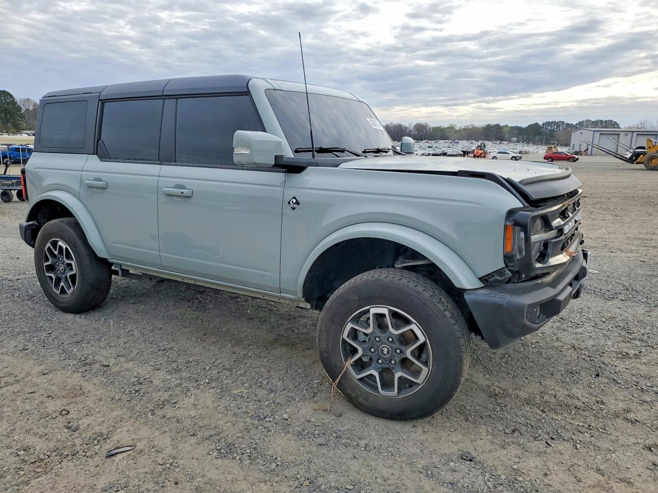 2024 FORD BRONCO OUTER BANKS — снимка 4