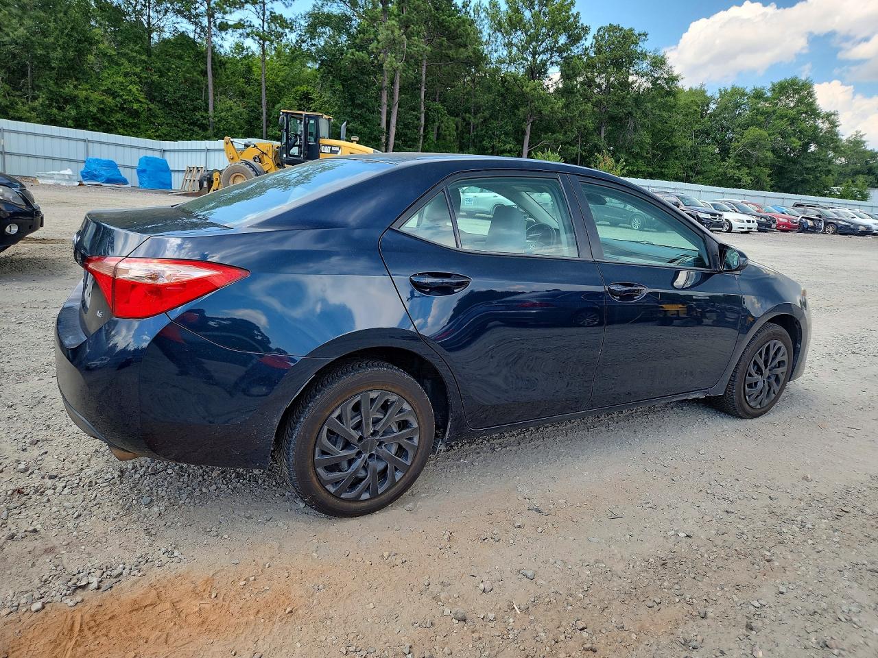 2018 TOYOTA COROLLA LE — снимка 3