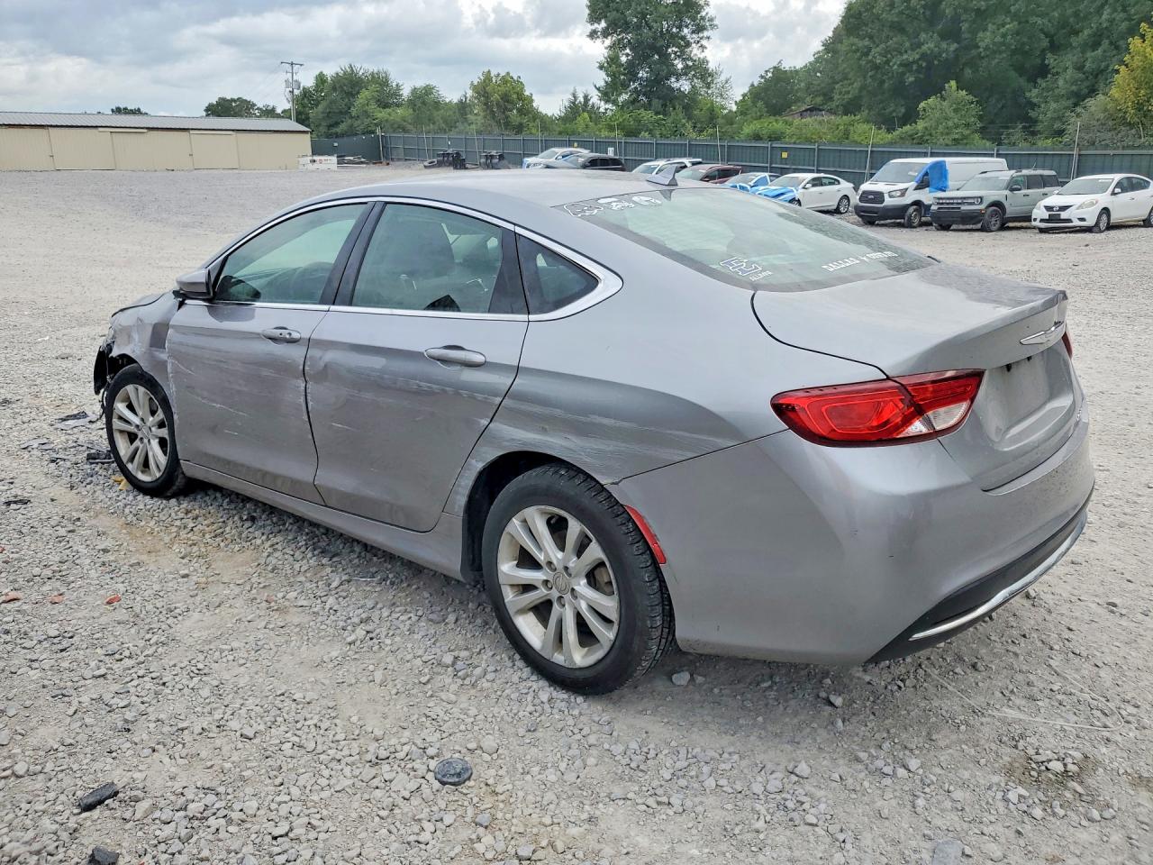 2017 CHRYSLER 200 LIMITED — снимка 2