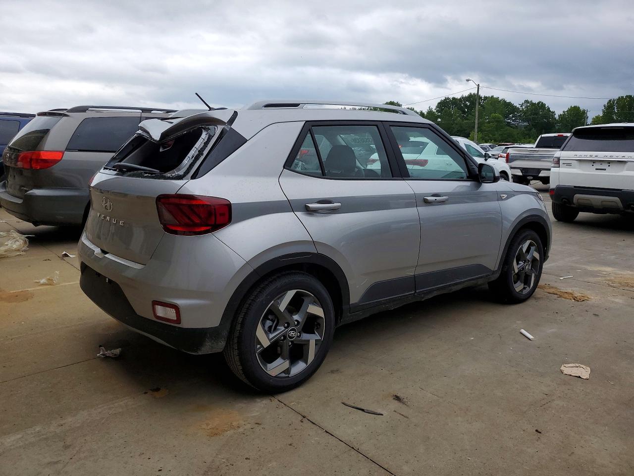 2026 HYUNDAI VENUE SEL — снимка 3