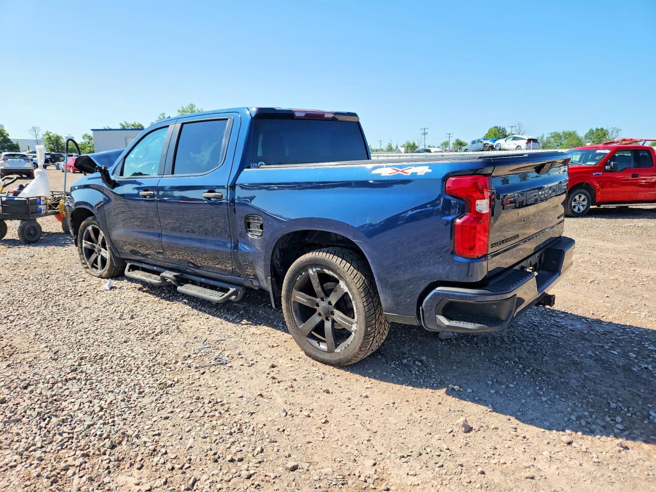 2020 CHEVROLET SILVERADO K1500 CUSTOM — снимка 2